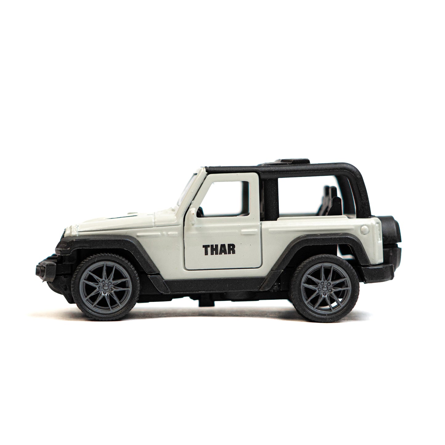 Pull Back Opened Roof Thar Car Toy Diecast Metal – 1:36 scale